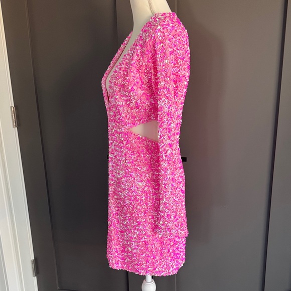 Petal+Pup Kelly Sequin Long Sleeve Cutout Velvet Cocktail Minidress Sz L - Picture 7 of 12